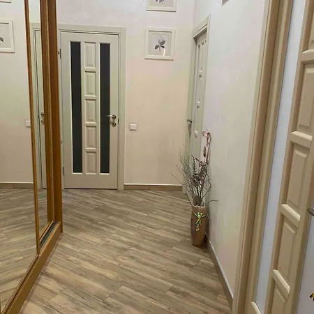 на короткій Appartement